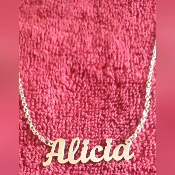 Alicia Name Necklace, Personalized name Pendant Necklace. Mad of stainless steel - Picture 1 of 3